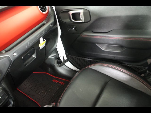 Used 2020 Jeep Wrangler Unlimited Rubicon AWD/4WD image 16