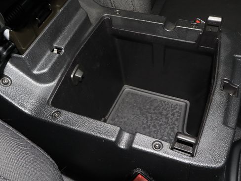 Used 2021 Jeep Wrangler Unlimited Sport AWD/4WD image 26