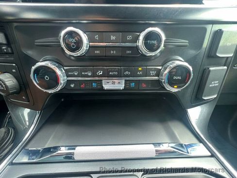 Used 2022 Ford F150 Lariat w/ Equipment Group 502A High image 26