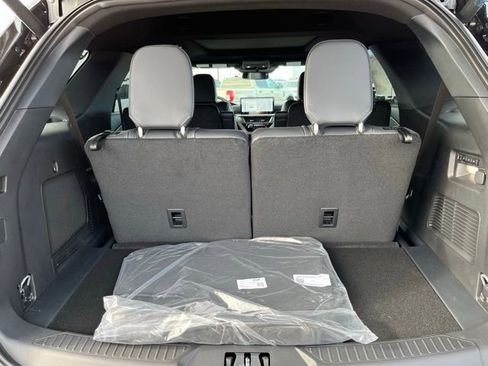 New 2026 Ford Explorer ST w/ Sun And Sound Package image 18