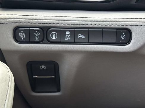 Used 2023 Acura MDX SH-AWD w/ Advance Package image 23