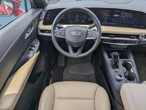Used 2025 Cadillac XT4 Premium Luxury w/ Cold Weather Package FWD image 16