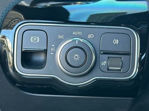 Certified 2023 Mercedes-Benz CLA 250 image 32