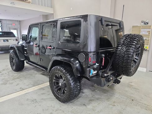 Used 2008 Jeep Wrangler Unlimited Sahara image 5