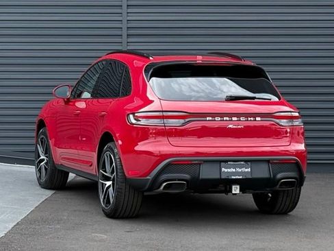 New 2026 Porsche Macan image 3