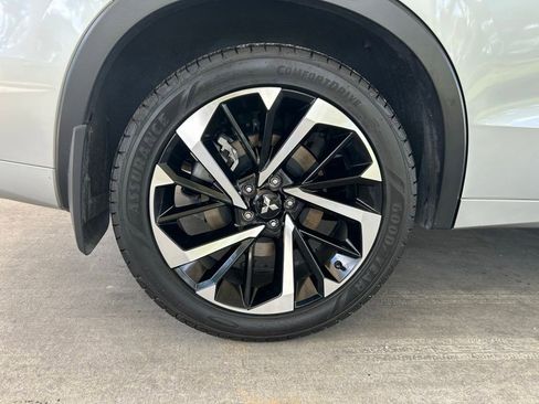 Used 2024 Mitsubishi Outlander SEL FWD image 19