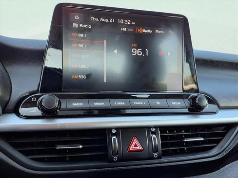 Used 2024 Kia Forte LX image 13