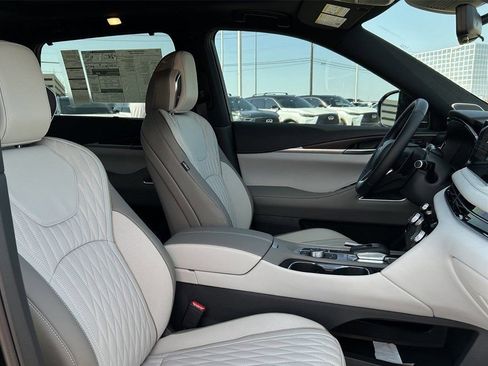 New 2026 INFINITI QX60 Autograph w/ Autograph Tech Package image 25