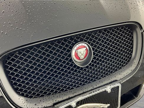 Used 2015 Jaguar XF Portfolio AWD/4WD image 30