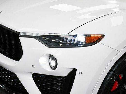 Used 2022 Maserati Levante Modena image 73