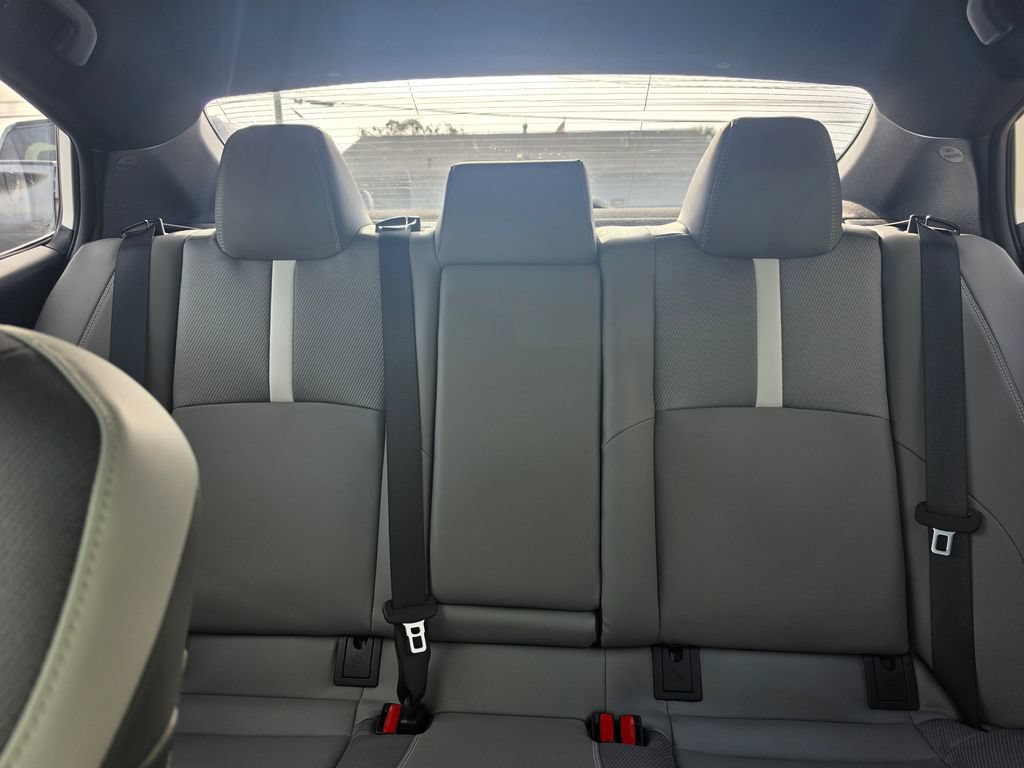 Used 2025 Toyota Camry SE w/ Convenience Package FWD image 35