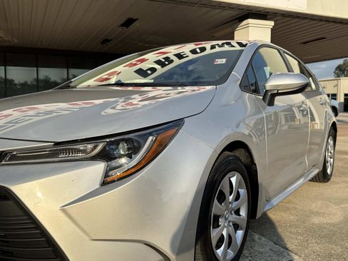 Used 2024 Toyota Corolla LE image 5