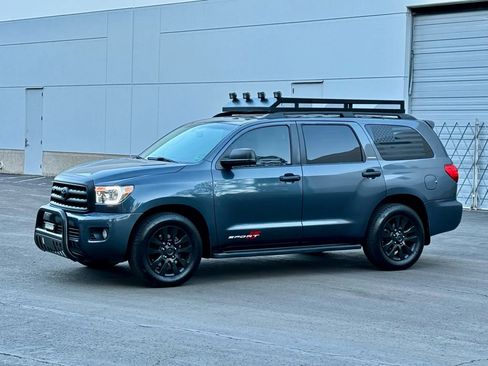 Used 2008 Toyota Sequoia Limited image 3