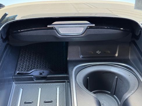 Used 2022 Mercedes-Benz S 580 4MATIC Sedan w/ AMG Line Package image 36