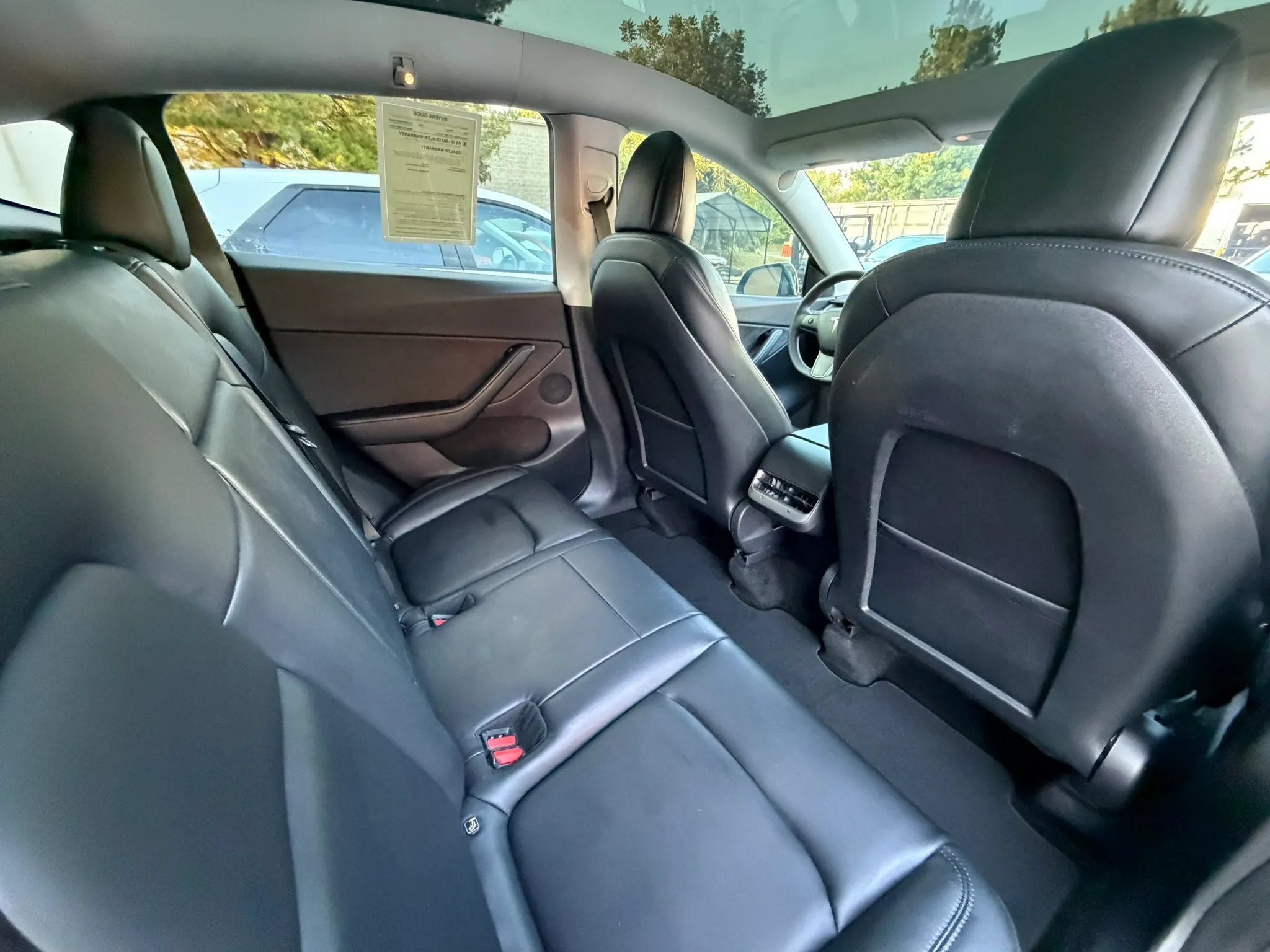 Used 2021 Tesla Model Y Long Range AWD/4WD image 18