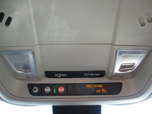 Used 2024 Chevrolet Equinox LT image 27