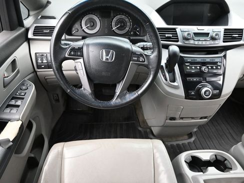 Used 2013 Honda Odyssey EX-L image 14