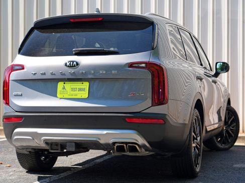 Used 2020 Kia Telluride S AWD/4WD image 4