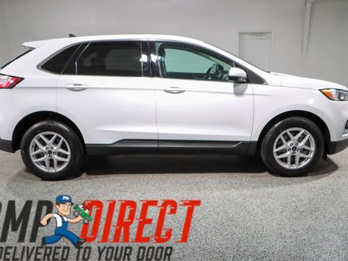 Used 2024 Ford Edge SEL image 6