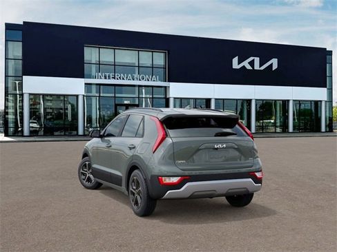 New 2026 Kia Niro EX image 4