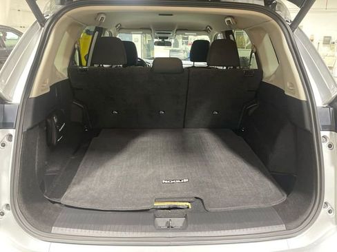 Used 2025 Nissan Rogue SV AWD/4WD image 22