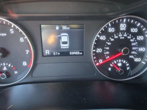 Used 2021 Kia Forte LXS image 3