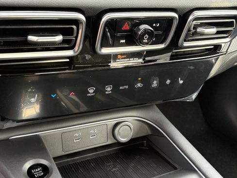 New 2026 Nissan Sentra SV image 14