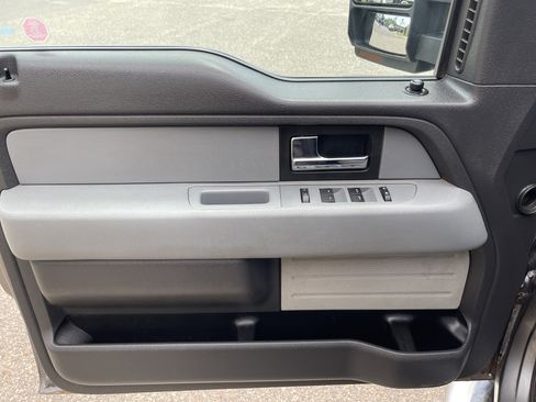 Used 2013 Ford F150 XLT w/ Luxury Equipment Group AWD/4WD image 13