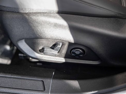 New 2025 Alfa Romeo Tonale w/ Premium Package image 22