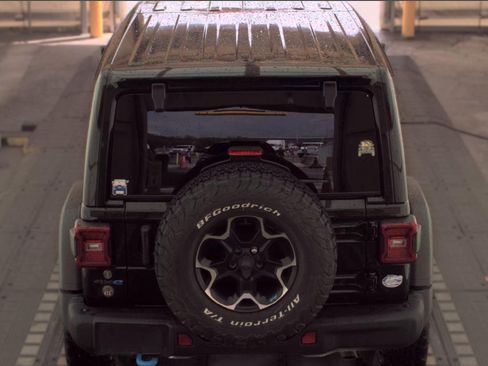Used 2022 Jeep Wrangler Unlimited Rubicon 4xe w/ Steel Bumper Group AWD/4WD image 6
