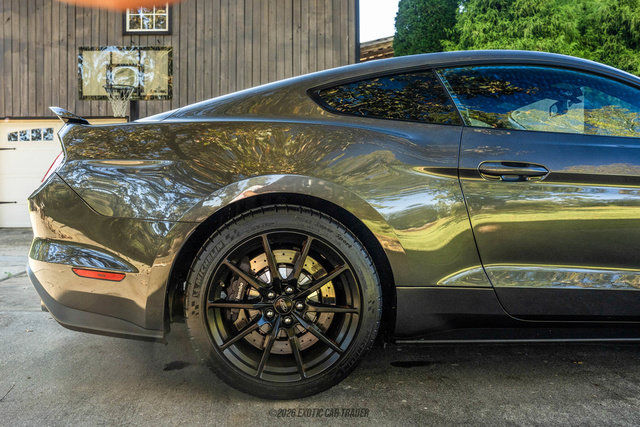 Used 2018 Ford Mustang Shelby GT350 w/ Convenience Package RWD image 9