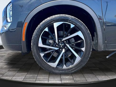 Used 2022 Mitsubishi Outlander SEL AWD/4WD image 9