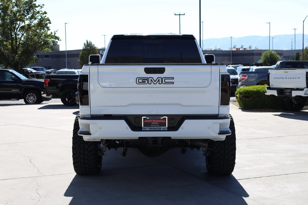 Used 2026 GMC Sierra 3500 Denali Ultimate AWD/4WD image 5