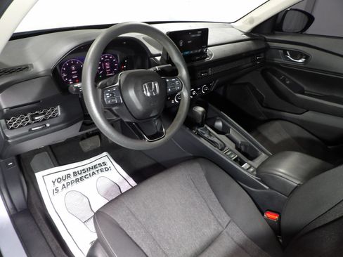 Used 2024 Honda Accord EX image 9