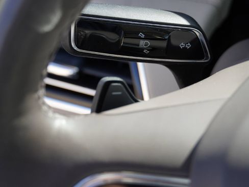 Used 2023 Lincoln Navigator Reserve image 19