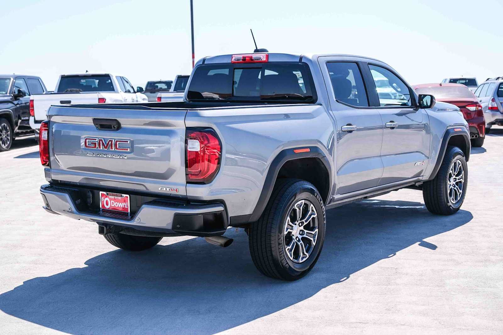 Used 2023 GMC Canyon AT4 w/ Technology Package AWD/4WD image 4