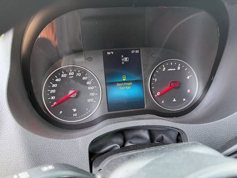 Used 2023 Mercedes-Benz Sprinter 2500 image 12
