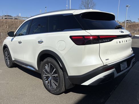 Used 2023 INFINITI QX60 Sensory w/ Vision Package image 6
