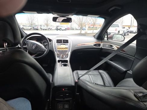 Used 2017 Lincoln MKZ Reserve w/ Climate Package image 20