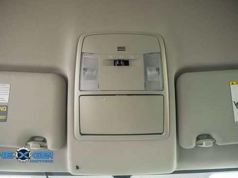 Used 2016 Toyota RAV4 LE FWD image 22