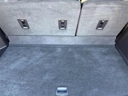 Used 2025 GMC Acadia Denali w/ Super Cruise Package image 10