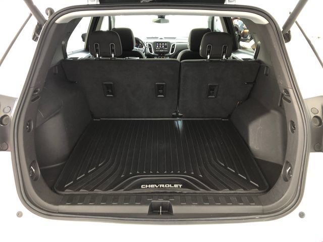 Used 2020 Chevrolet Equinox LT w/ Driver Convenience Package FWD image 8