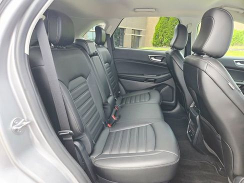 Used 2021 Ford Edge SEL w/ Convenience Package AWD/4WD image 17