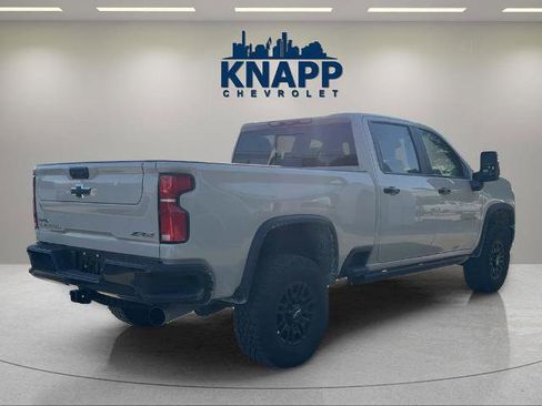 Used 2026 Chevrolet Silverado 2500 ZR2 AWD/4WD image 5