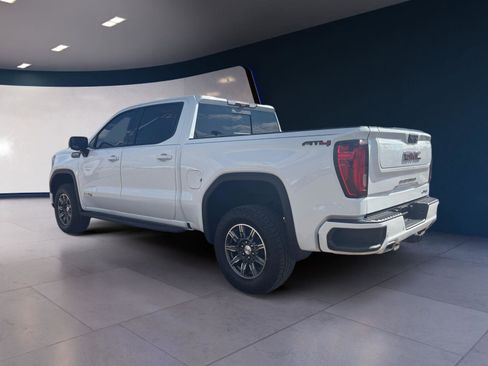 Used 2024 GMC Sierra 1500 AT4 w/ Technology Package image 3