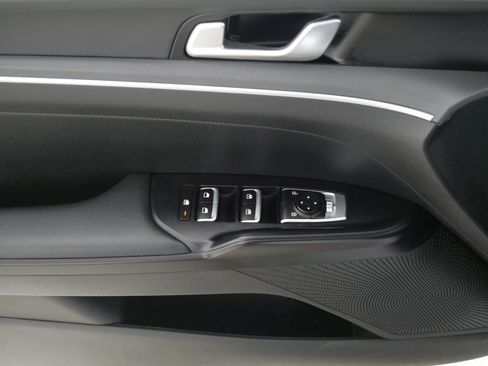 Used 2023 Kia K5 GT-Line image 19