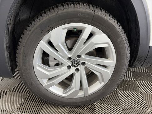 Used 2023 Volkswagen Atlas SE image 14