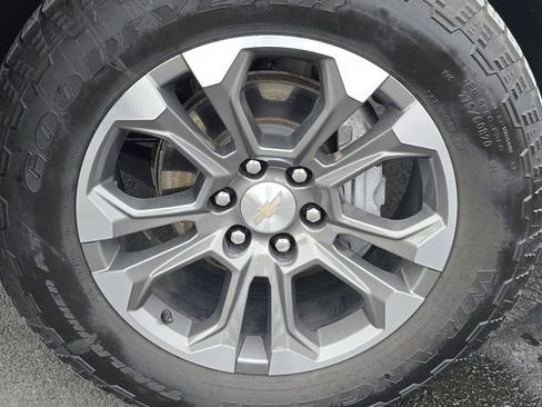 Used 2022 Chevrolet Silverado 1500 High Country image 12