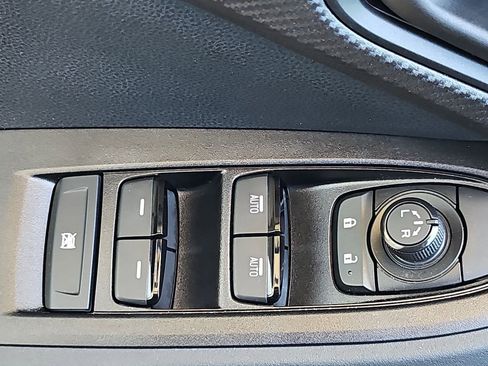 Certified 2025 Subaru Crosstrek 2.5i Sport AWD/4WD image 32
