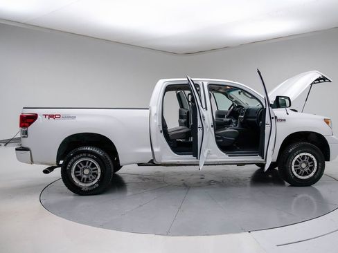 Used 2010 Toyota Tundra 4x4 Double Cab image 14